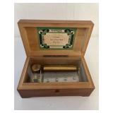 VINTAGE THORENS MUSIC BOX, 3 SONGS, WORKS