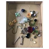 Lot of Small Vintage Items.