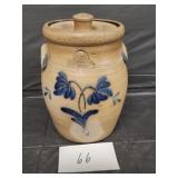 Roseville Pottery Crock w/Lid  Cambridge - 11'