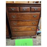 Vintage 7 drawe dresser - Solid Cherry Vintage 7 drawe dresser - Solid Cherry
