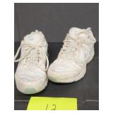 Nike shoes- 8.5 w Nike shoes- 8.5 w