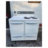 1940s Westinghouse 2 oven 4 burner stove-SEE NOTES