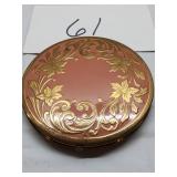 Vintage compact