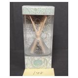 Vanilla Lemongrass diffuser and reeds - New