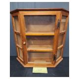 Small curio cabinet- 21x19