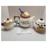 3 cute teapots