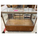 VINTAGE GLASS DISPLAY CASE