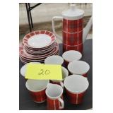 19 pc Bavarian China set plaid