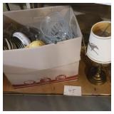 Miscellaneous lot, glassware, table lamp, plus