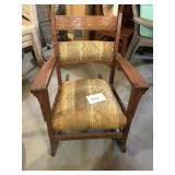 26x33x35 Rocking Chair