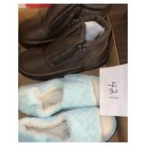 WOMEN SHOES SIZE 6.5 / 7