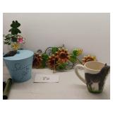 Floral corner brackets, wolf mug, solar lights Floral corner brackets, wolf mug, solar lights