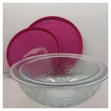 Pyrex bowls with lids 10" & 12"