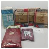 Miscellaneous lot of shower curtains, t