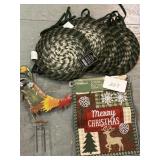 CHAIR PADS; CHRISTMAS; ROOSTER & MORE CHAIR PADS; CHRISTMAS; ROOSTER & MORE