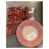 CHRISTMAS LOT; LETTERS; ORNAMENTS & MORE