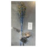 SOLAR PANELED FLORAL OUTDOOR DECOR SOLAR PANELED FLORAL OUTDOOR DECOR