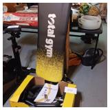 Total Gym Xtreme with manual & exercise book Total Gym Xtreme with manual & exercise book