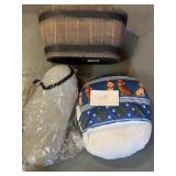 PLANTER; FOOT WARMER & MORE PLANTER; FOOT WARMER & MORE