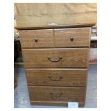 Sauder Dresser 4 Drawer 31x17x40 Sauder Dresser 4 Drawer 31x17x40