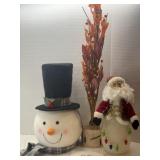 CHRISTMAS LOT; SANTA; SNOWMAN & MORE