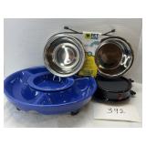 SERVING PLAYE; TART WARMER & DOG BOWLS