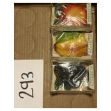 Vintage mini fruit wall plaques Vintage mini fruit wall plaques