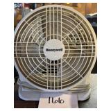 10' Honeywell fan 10' Honeywell fan