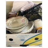Lot of mixed dvibtage glass; sports; household & Lot of mixed dvibtage glass; sports; household &