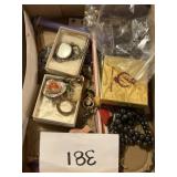 Mixed vintage costume jewelry lot