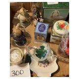 Mixed vintage Christmas decor & more