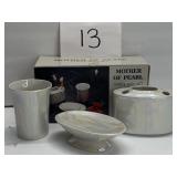 Mother of pearl 3 piece bath set Mother of pearl 3 piece bath set