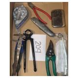 Mixed tool lot; hand tools & more Mixed tool lot; hand tools & more