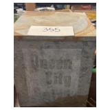 Metal Queen City box 10x10x12 Metal Queen City box 10x10x12