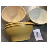 Vintage Tupperware container w/ lid & more Vintage Tupperware container w/ lid & more