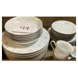 (33) pc silverie China set (33) pc silverie China set