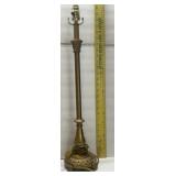 Vintage brass lamp no shade 26' Vintage brass lamp no shade 26'