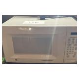 GE turn table microwave