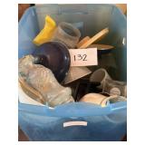 Mixed lot of vintage glass; household & more Mixed lot of vintage glass; household & more