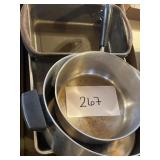 Mixed lot of pots & pans Mixed lot of pots & pans
