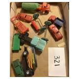 Lot of vintage toy cars