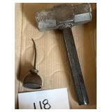 Sledge hammer / vintage oil pourer Sledge hammer / vintage oil pourer