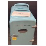 Frigidaire MINI FRIDGE