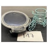 Magnifying glass and decor