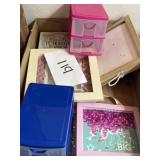 Mixed wall art and storage containers