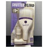 Shutter / blind cleaning attachment for vacuum