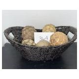 Primitive / country decor; basket