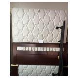 Full / Queen bed; Complete