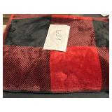 Flannel fleece throw blanket
