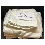 Tablecloth& Cloth Napkins Lot